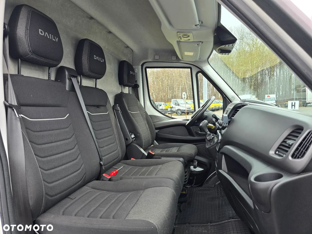Iveco DAILY 35S18 Furgon L4H3 - 17