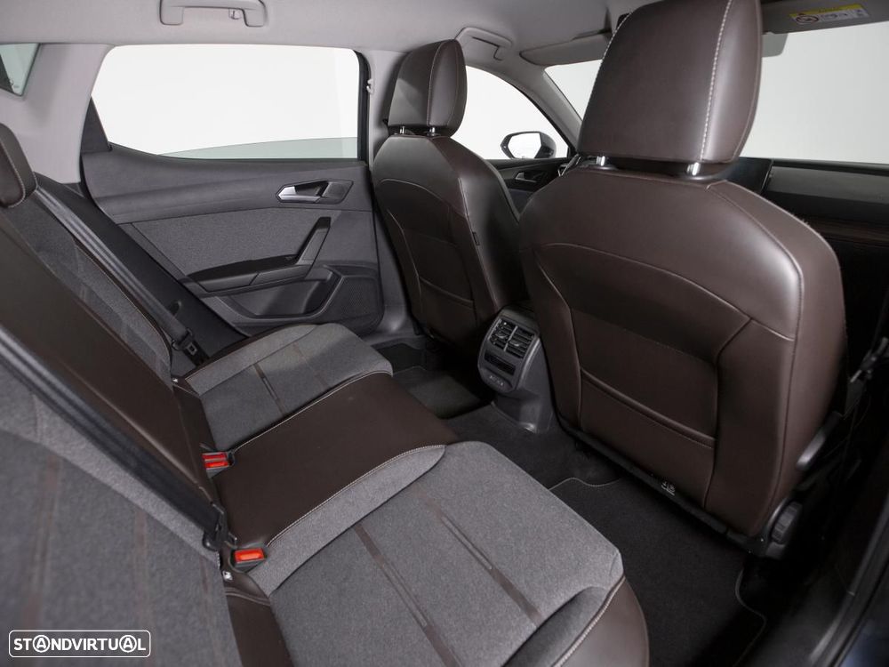 SEAT Leon 1.4 e-Hybrid Xcellence DSG - 10