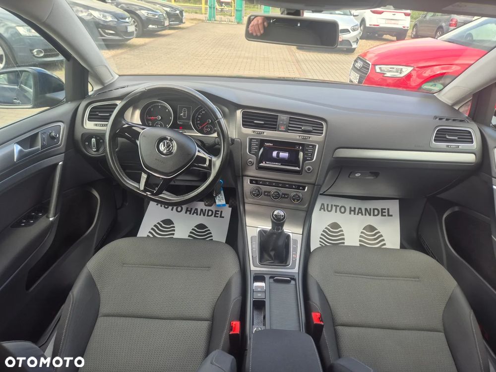 Volkswagen Golf 2.0 TDI SCR Comfortline - 9