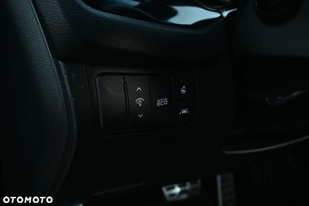 Kia Ceed 1.6 CRDi 128 Platinum Edition - 34