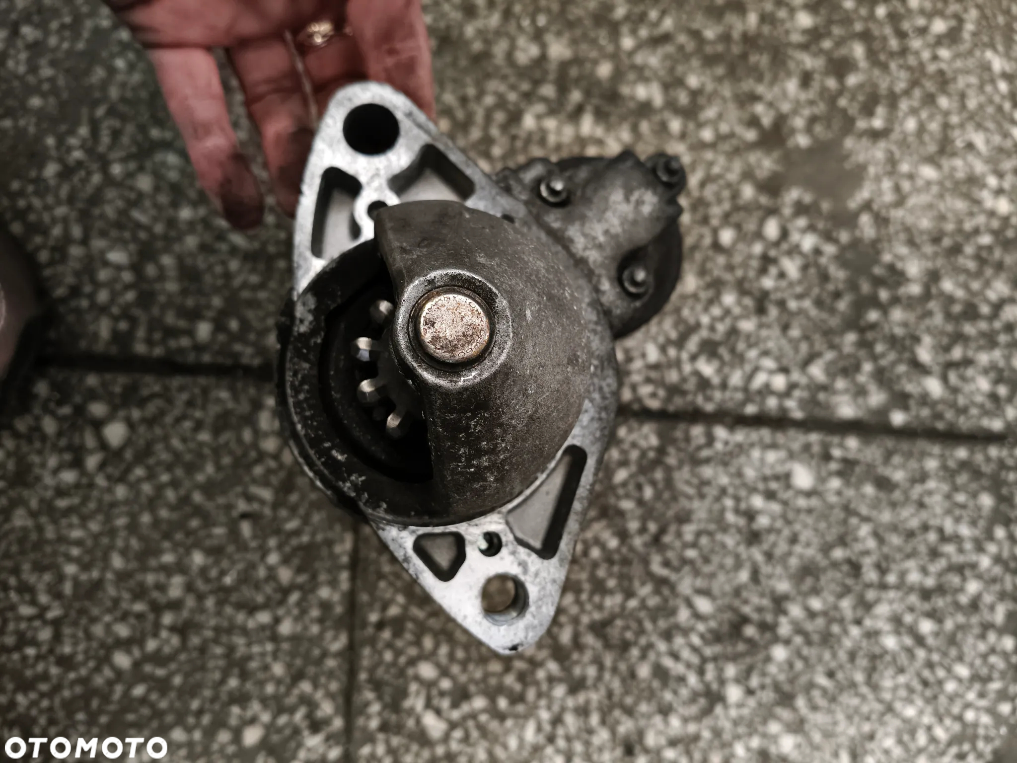 Rozrusznik toyota Avensis 2.0 d4d 28100-0G040 - 4