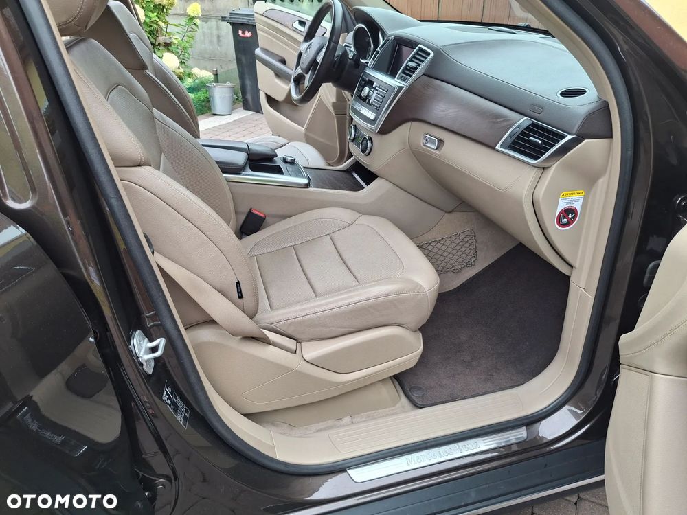 Mercedes-Benz ML 350 BlueTEC 4-Matic - 8