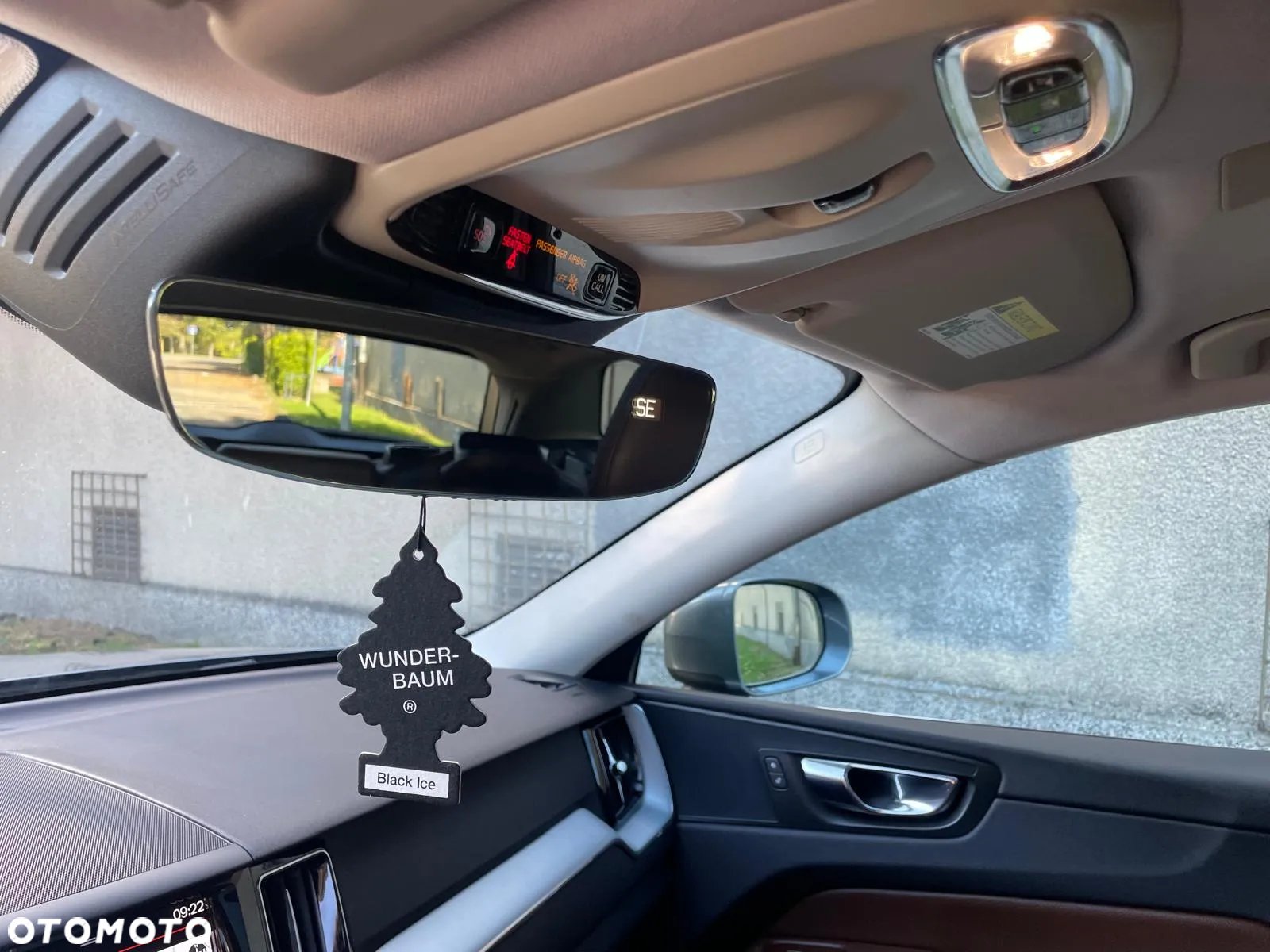 Volvo XC 60 T6 AWD Momentum - 31