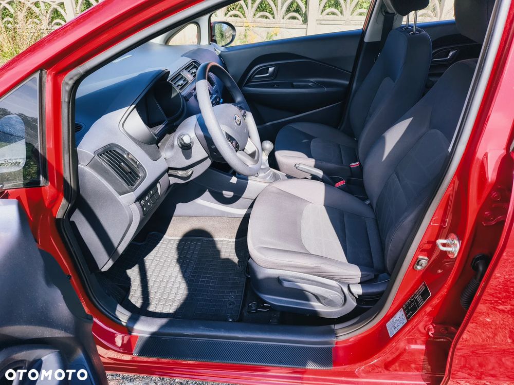 Kia Rio 1.2 Edition 7 - 13