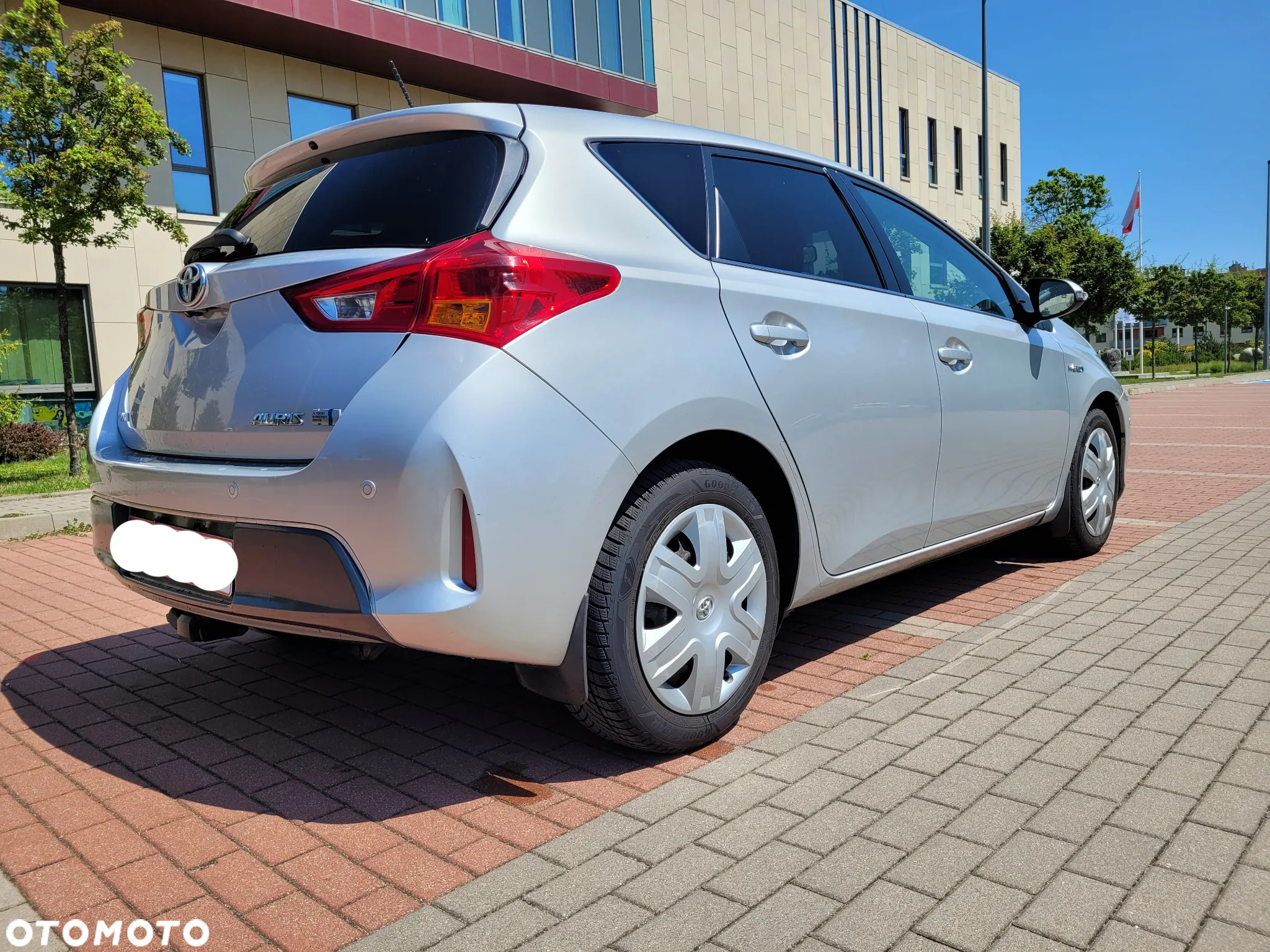 Toyota Auris Hybrid 135 Premium - 4