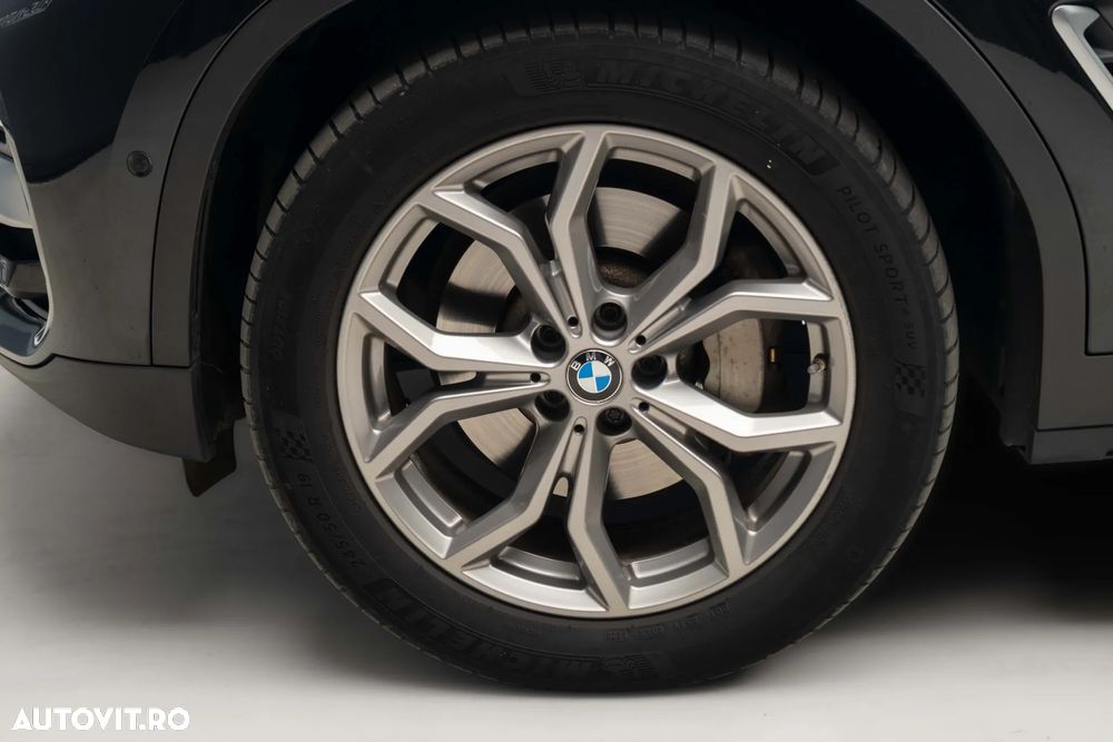 BMW X3 xDrive30e AT PHEV - 9