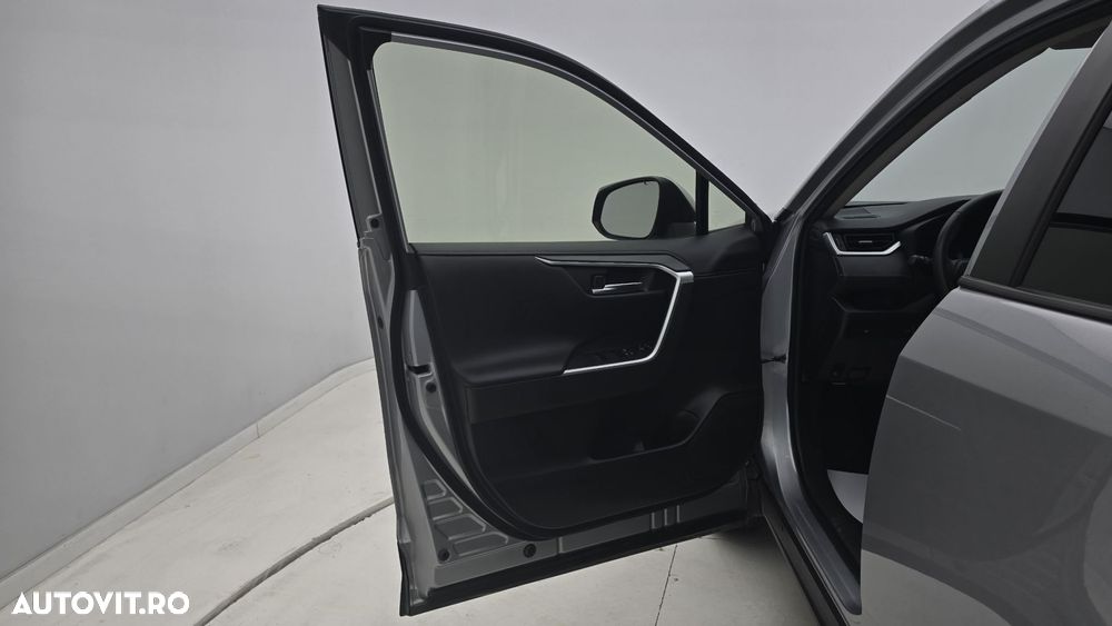 Toyota RAV4 - 10