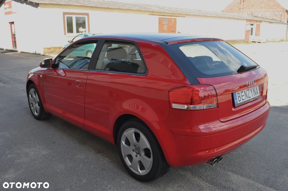Audi A3 3-drzwiowe 2.0 FSI Attraction - 7