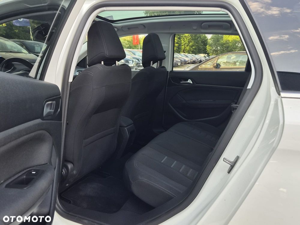Peugeot 308 1.6 e-HDi Active S&S - 24