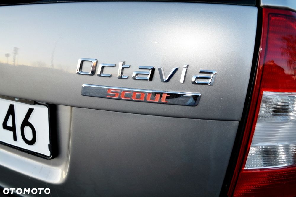 Skoda Octavia 2.0 TDI DPF 4x4 DSG Scout - 9