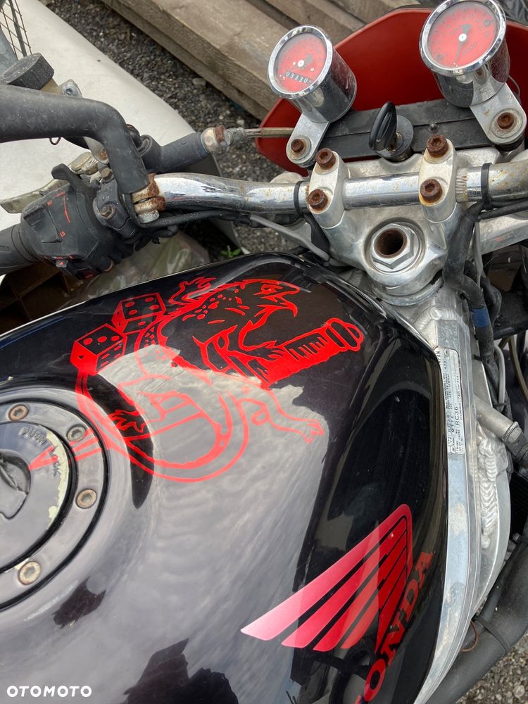 Honda VFR - 4