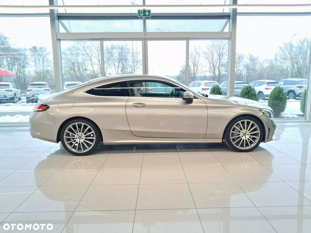 Mercedes-Benz Klasa C - 8