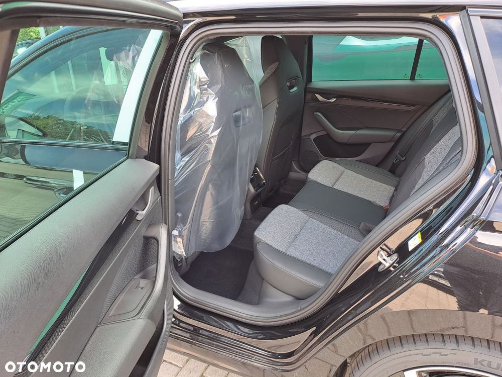 Skoda Octavia 2.0 TSI Sportline 4x4 DSG - 7
