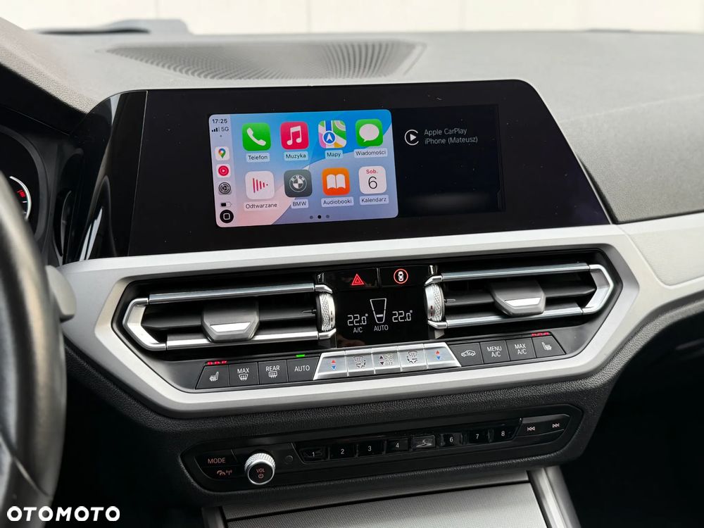 BMW Seria 3 318d Touring Advantage - 16
