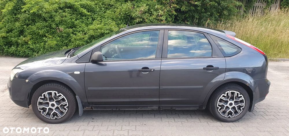 Ford Focus - 1