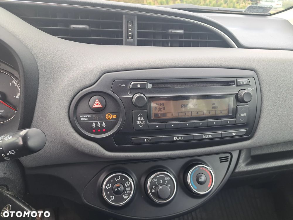 Toyota Yaris 1.33 Active - 21