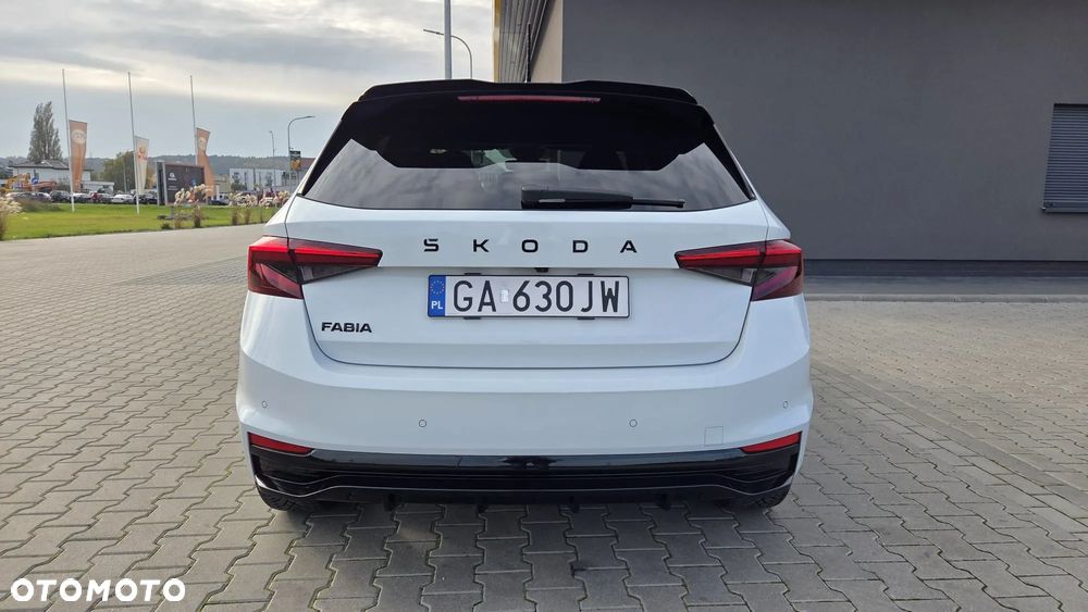 Skoda Fabia 1.0 TSI Monte Carlo DSG - 6