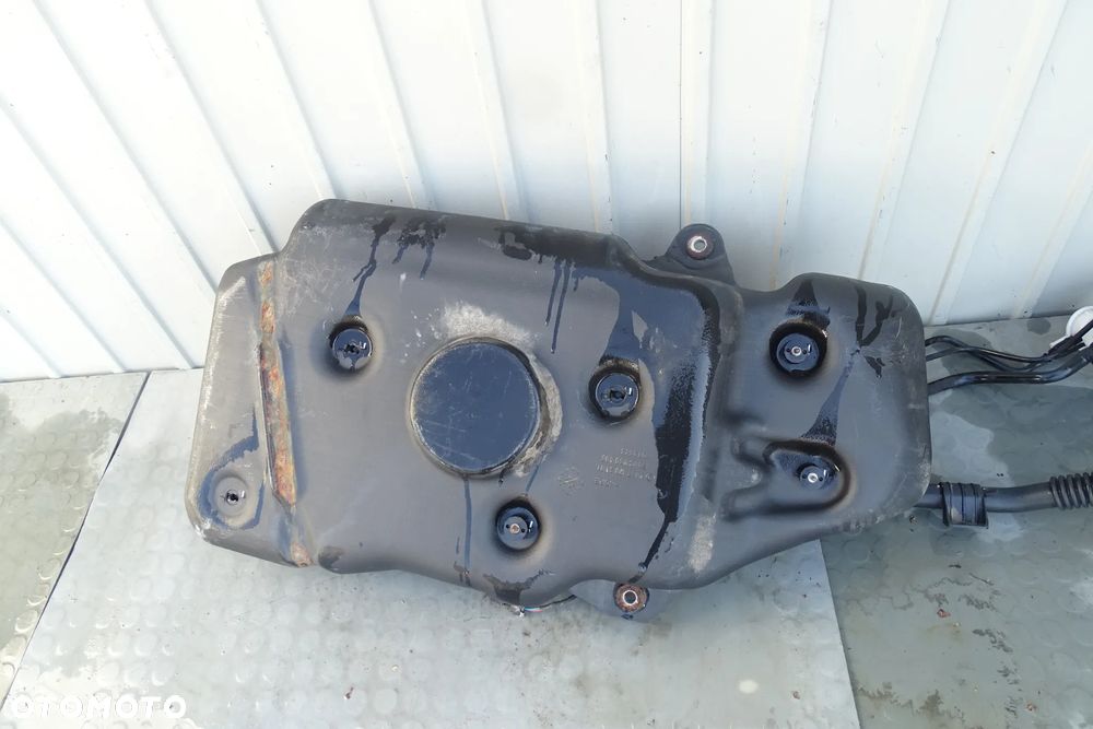 MERCEDES ML GLE GL W166 KOMPLETNY ZBIORNIK POMPA ADBLUE A1664706001 - 8