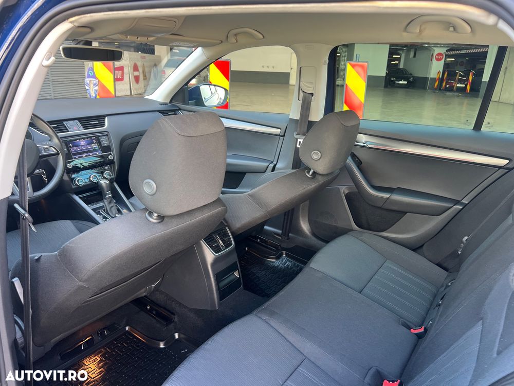 Skoda Octavia 1.6 TDI DSG Ambition - 17