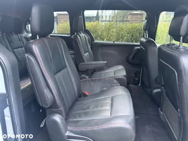 Dodge Grand Caravan 3.6 R/T - 22