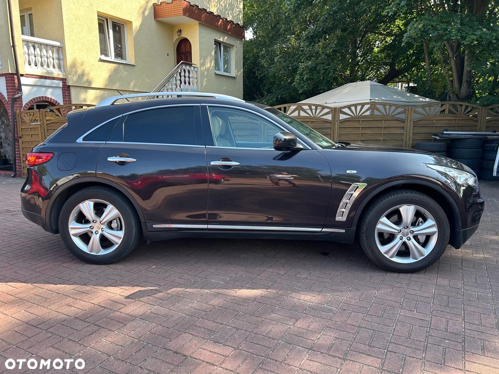 Infiniti FX FX30d GT Premium - 21