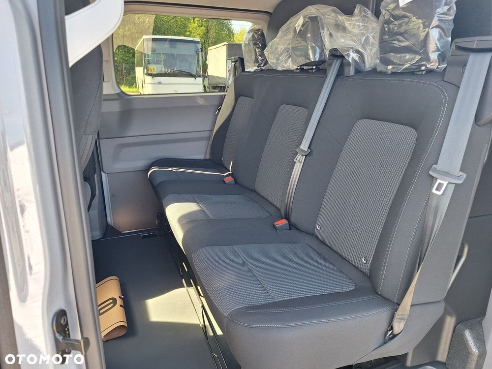 Volkswagen Transporter - 25
