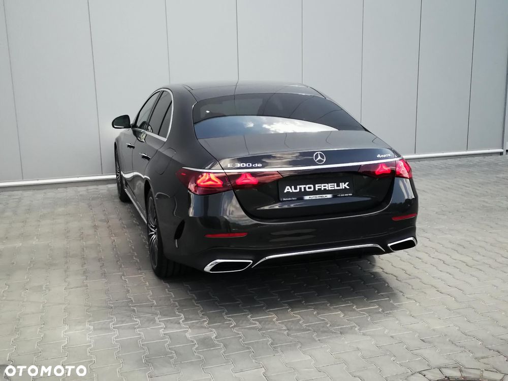 Mercedes-Benz Klasa E 300 de PHEV 4-Matic AMG 9G-Tronic - 11