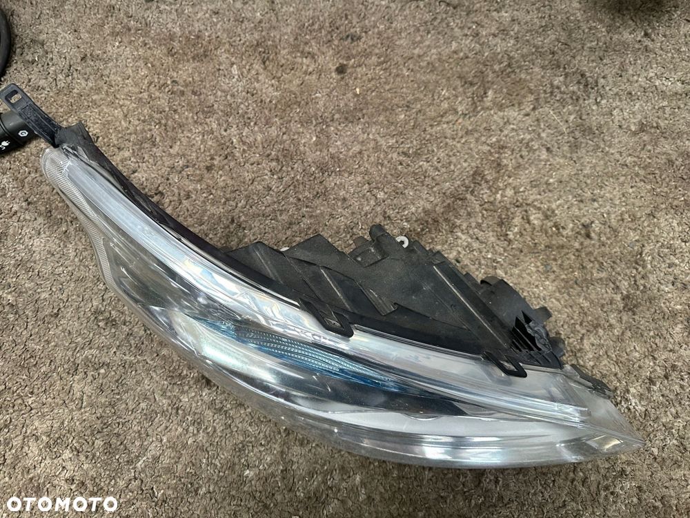 lampa przednia prawa ford transit custom bk21-13d152-b - 4