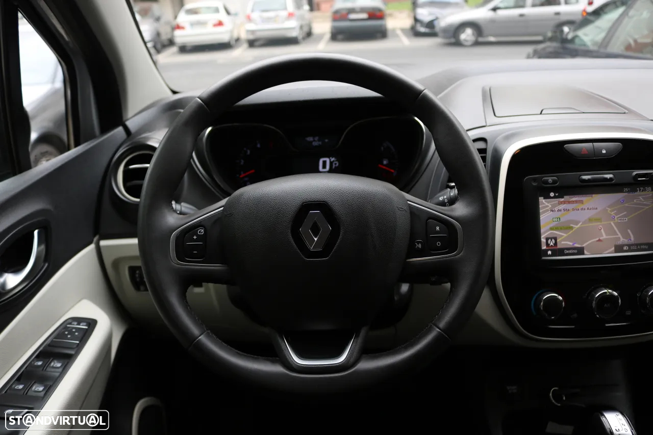 Renault Captur 1.5 dCi Exclusive EDC - 13