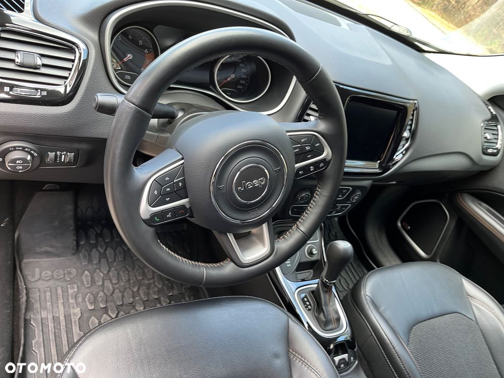 Jeep Compass 1.4 TMair Limited 4WD S&S - 14