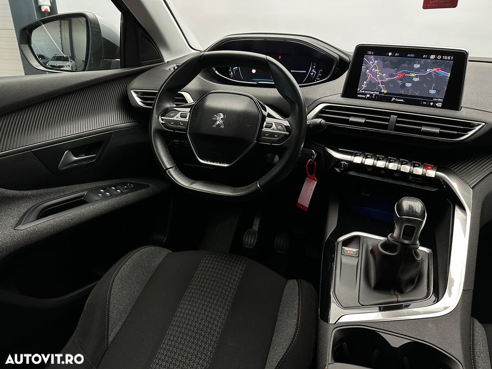 Peugeot 3008 PureTech 130 Stop & Start GPF Active Business-Paket - 27