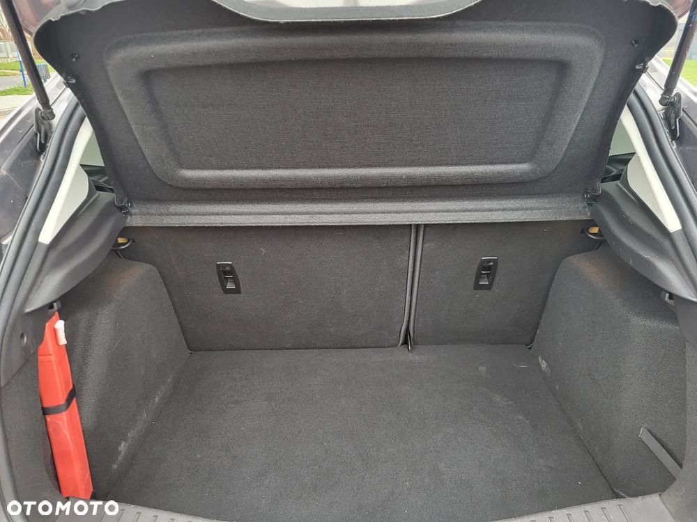 Ford Focus 1.0 EcoBoost Edition - 11