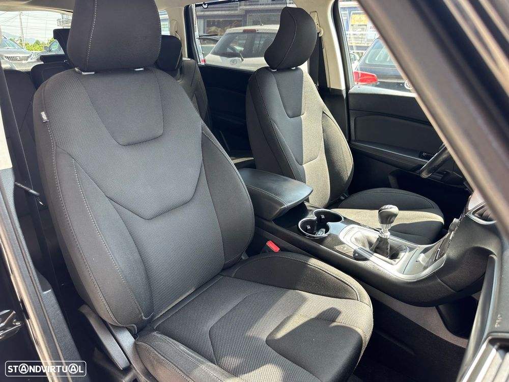 Ford S-Max 2.0 TDCi Titanium - 13