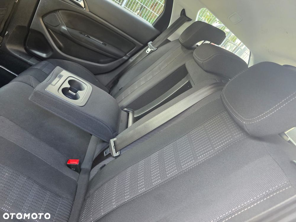 Peugeot 308 - 18