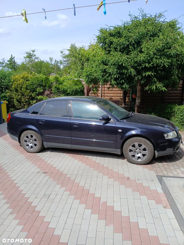 Audi A4 Limousine - 7