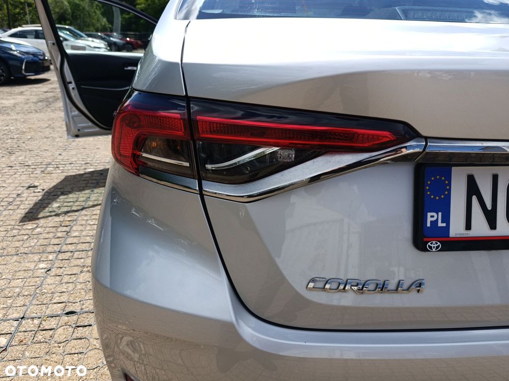 Toyota Corolla - 33
