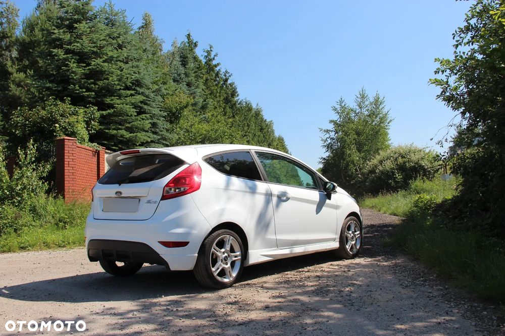Ford Fiesta 1.4 Sport - 4