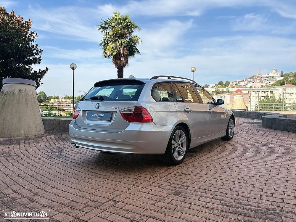 BMW 320 d Exclusive - 4