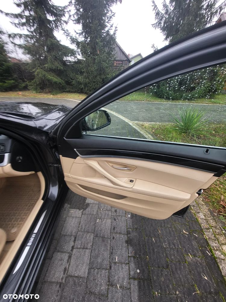 BMW Seria 5 - 32