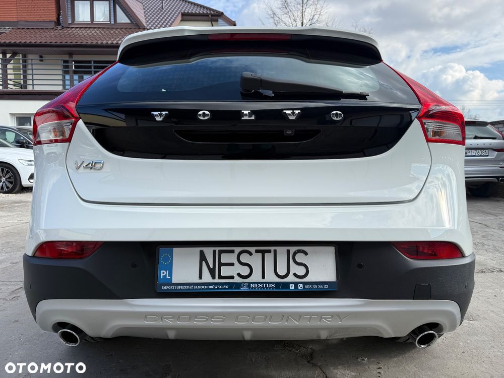 Volvo V40 Cross Country T3 Geartronic Momentum - 5