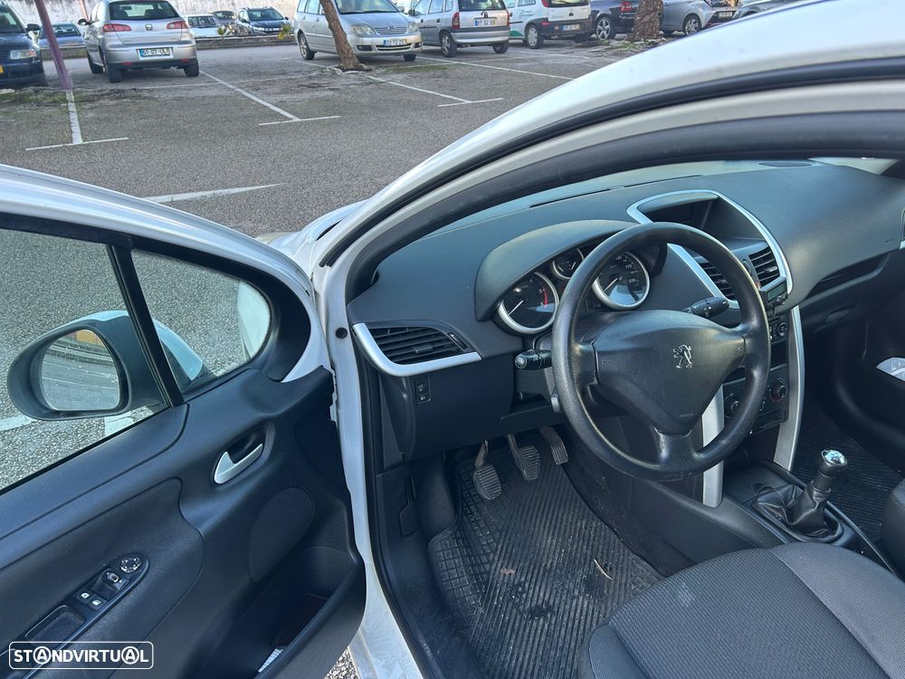 Peugeot 207 1.4 HDi Urban - 6