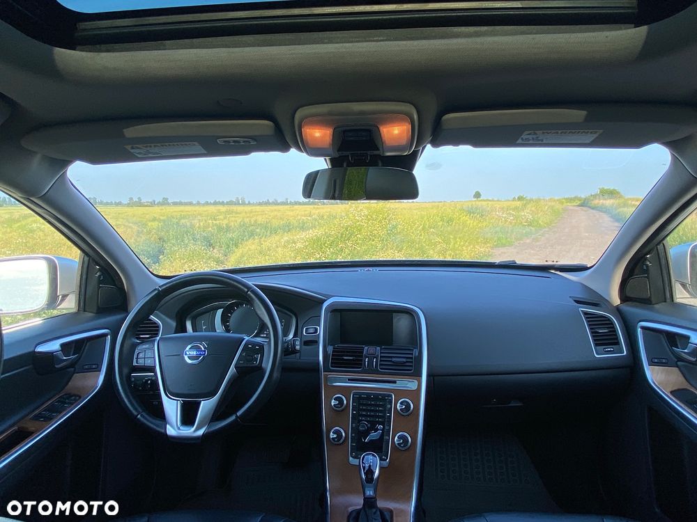 Volvo XC 60 T5 AWD Inscription - 10