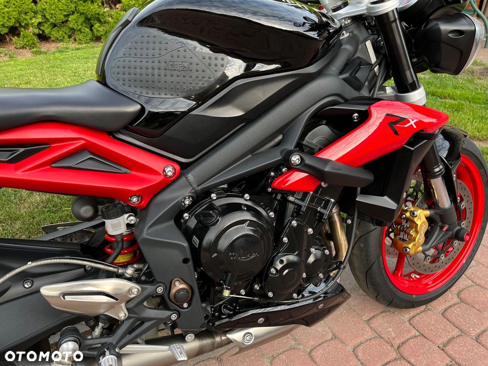 Triumph Street Triple - 17