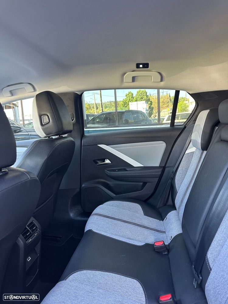 Opel Astra 1.6 T PHEV Elegance - 16