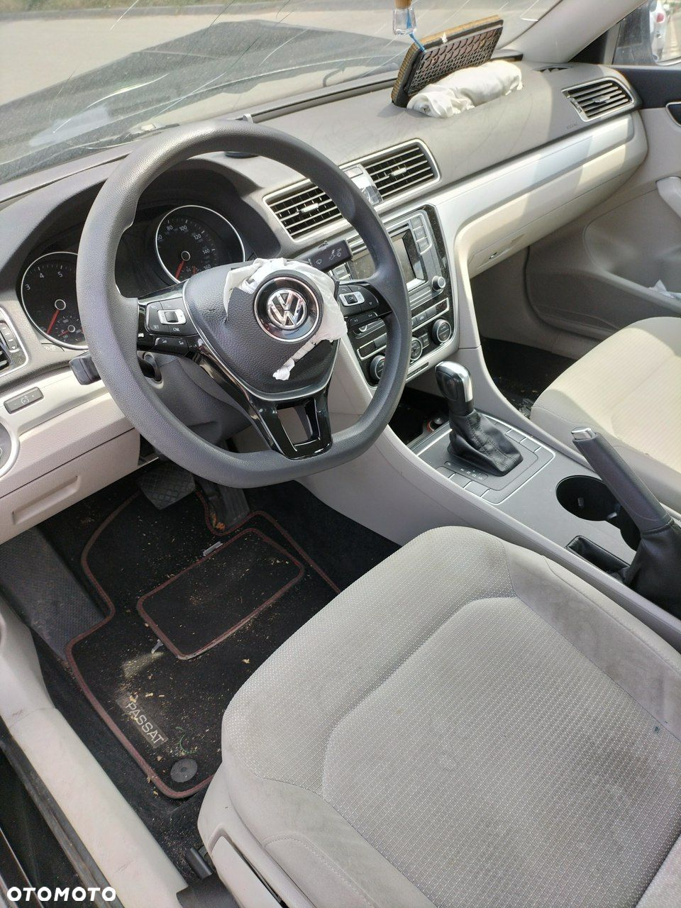 Volkswagen Passat - 15