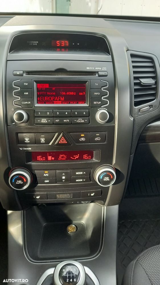 Kia Sorento 2.2 DSL 4x4 Executive - 7