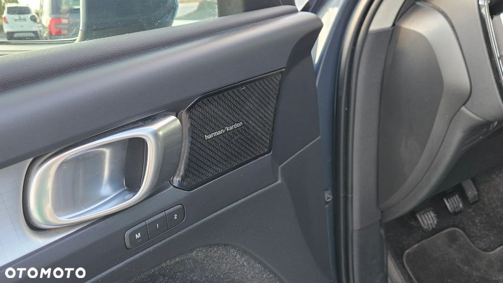 Volvo XC 40 - 12