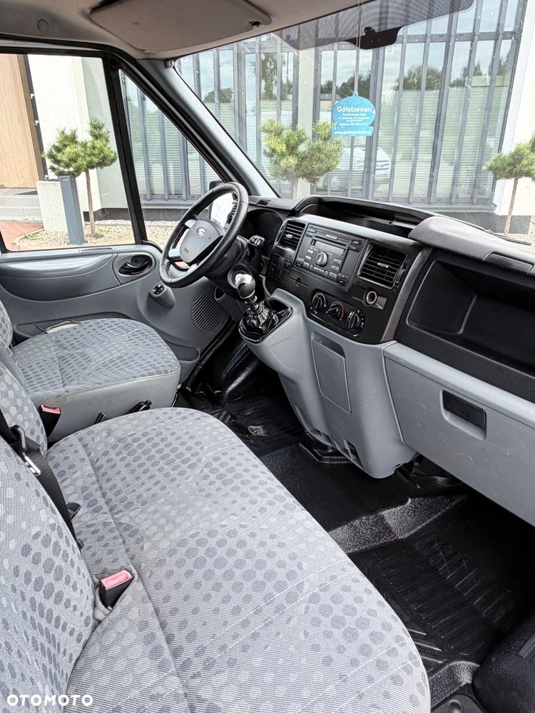Ford Transit - 7