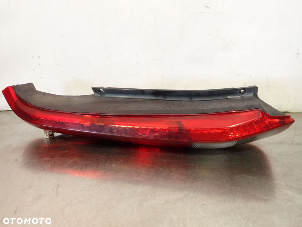 LAMPA LEWA TYLNA NISSAN X-TRAIL I - 4