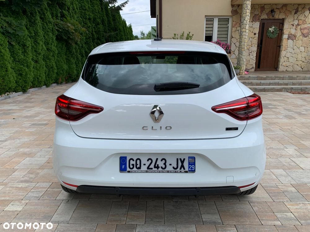 Renault Clio E-TECH 140 INTENS - 8